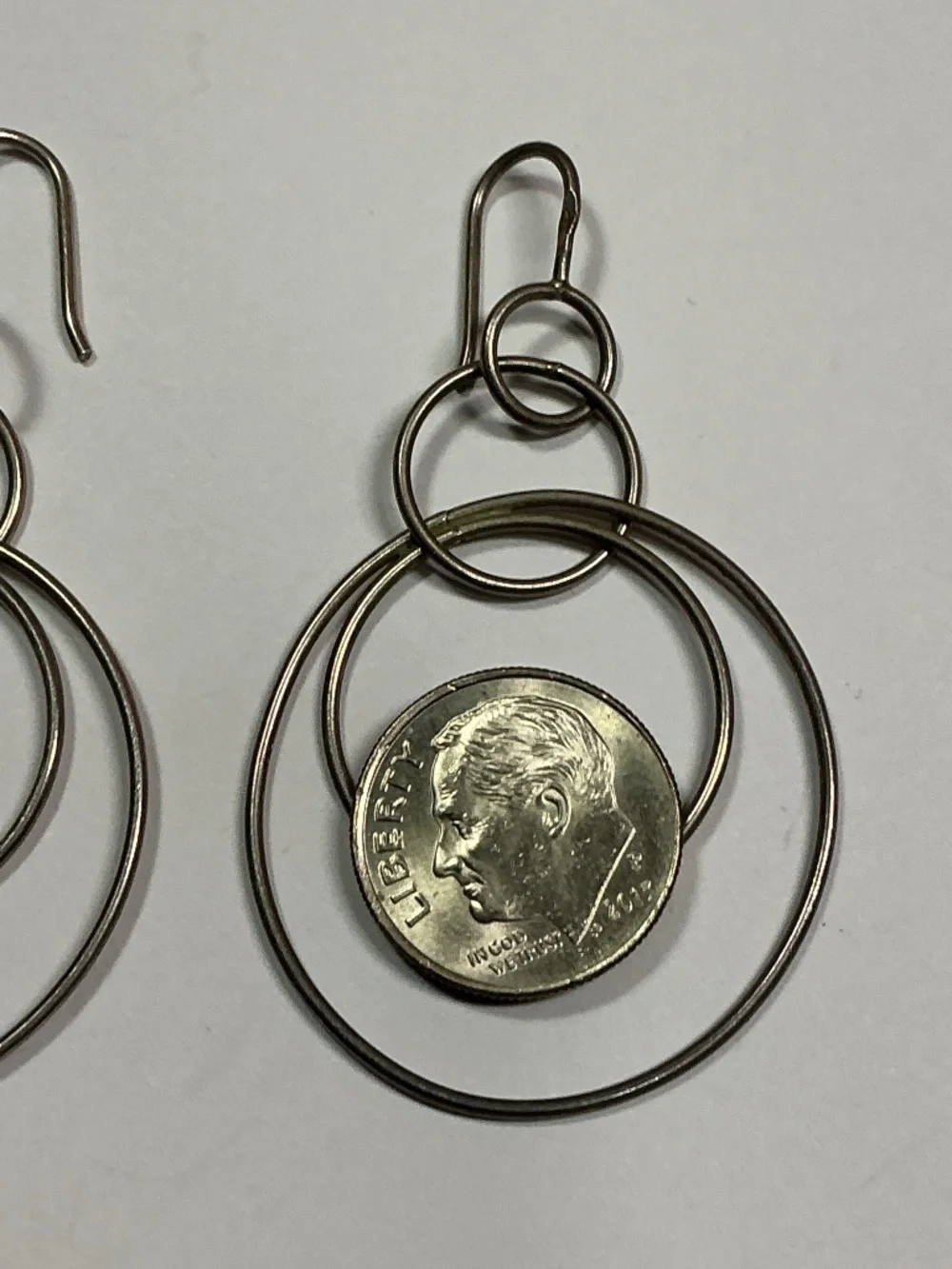 Silpada Sterling Silver Interlocking Circles Dangle Earrings. 2 and 3/8 inches